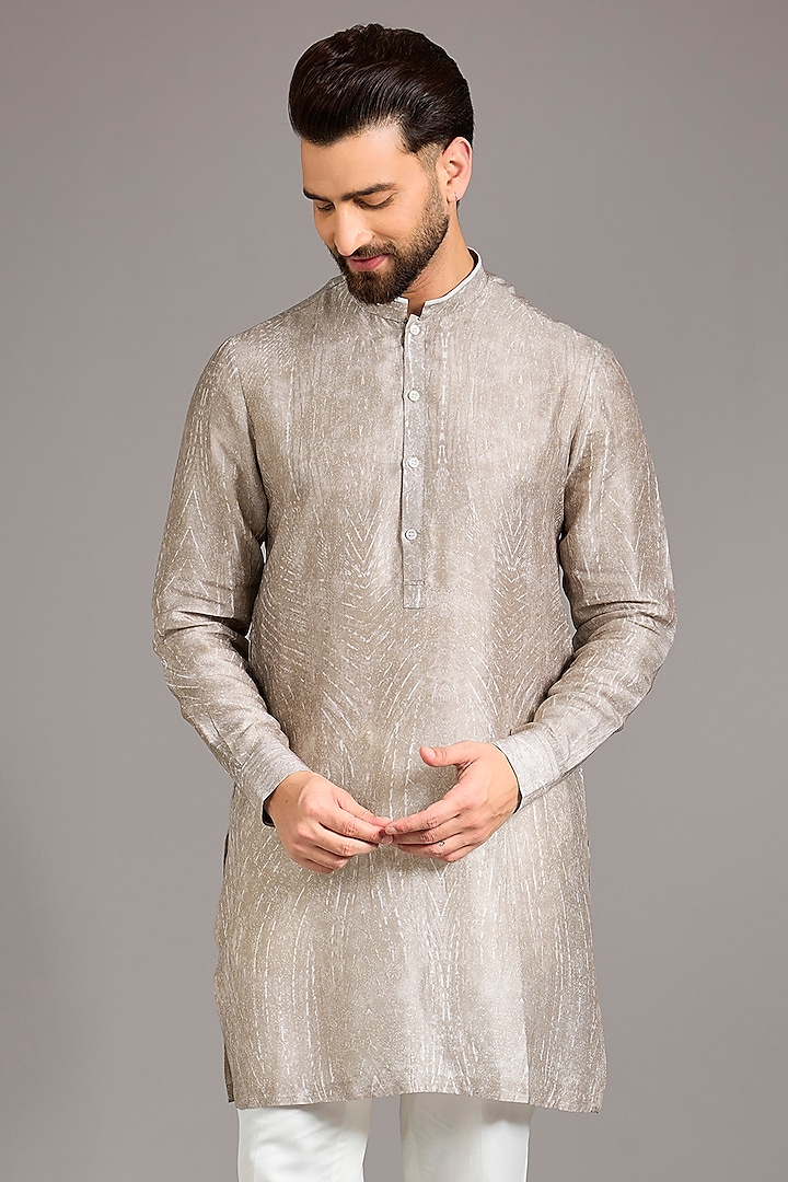 Dull Rose Gusseted Cotton Printed Kurta by Rohit Gandhi & Rahul Khanna Men at Pernia's Pop Up Shop