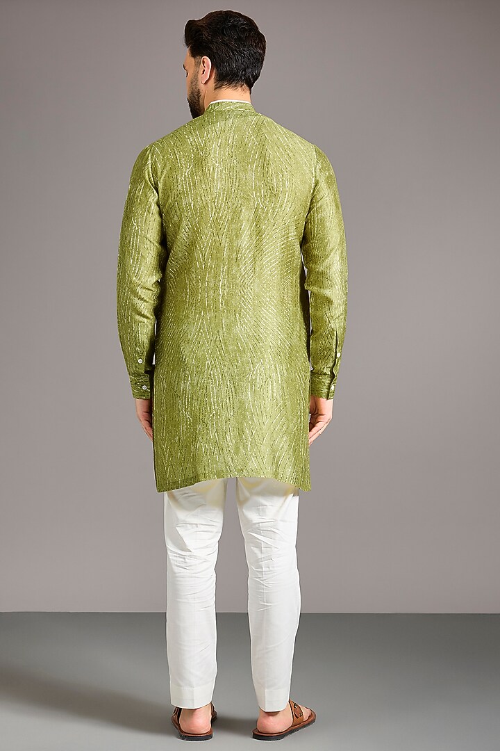 Green Gusseted Cotton Geometric Printed Kurta by Rohit Gandhi & Rahul Khanna Men at Pernia's Pop Up Shop