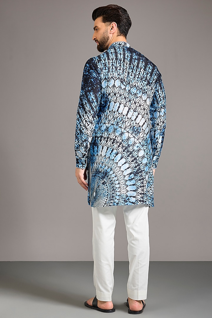 Navy Blue Cotton Printed Kurta by Rohit Gandhi & Rahul Khanna Men at Pernia's Pop Up Shop