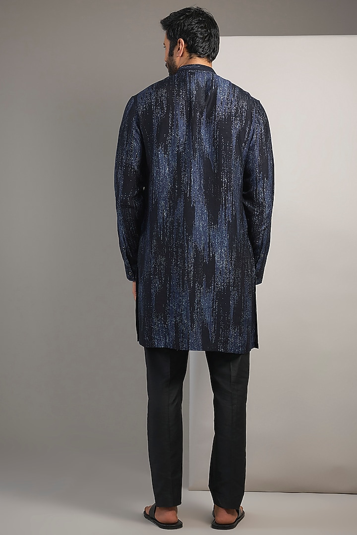 Navy Viscose Printed Short Kurta by Rohit Gandhi & Rahul Khanna Men at Pernia's Pop Up Shop