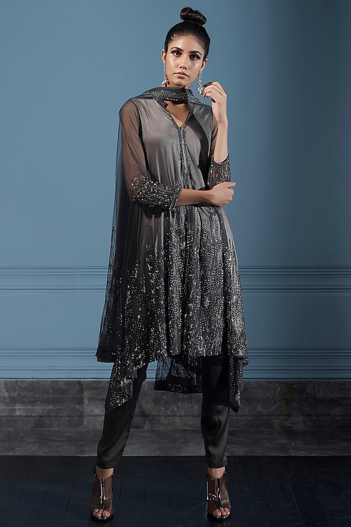 Charcoal Grey Asymmetric Kurta Set by Rohit Gandhi & Rahul Khanna