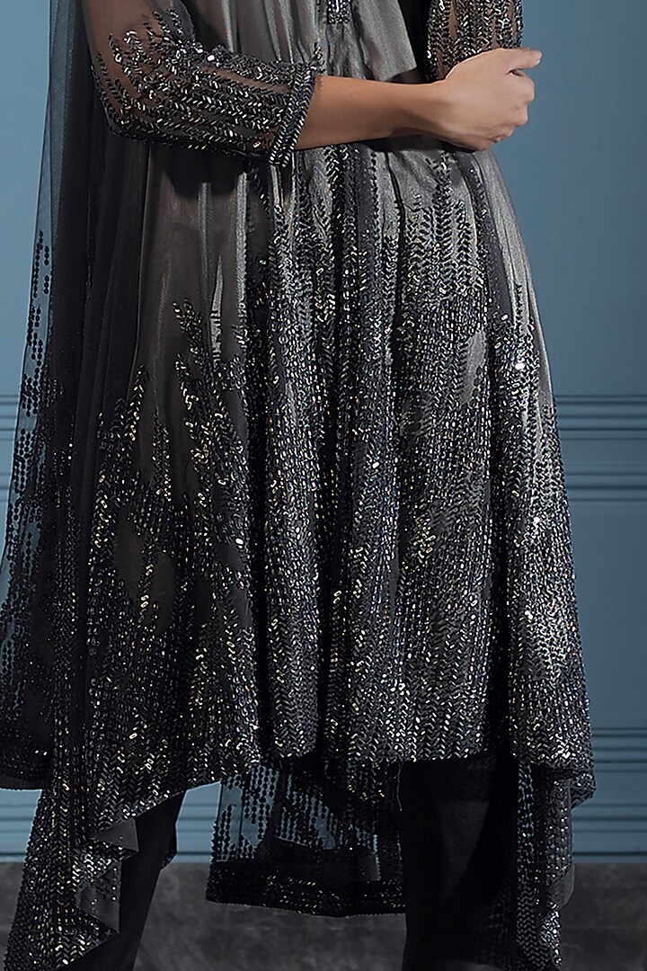 Charcoal Grey Asymmetric Kurta Set by Rohit Gandhi & Rahul Khanna at Pernia's Pop Up Shop