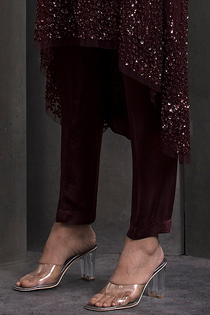 Claret Red Tulle Sequins & Crystal Bead Embellished High-Low Ombre Kurta Set by Rohit Gandhi & Rahul Khanna at Pernia's Pop Up Shop