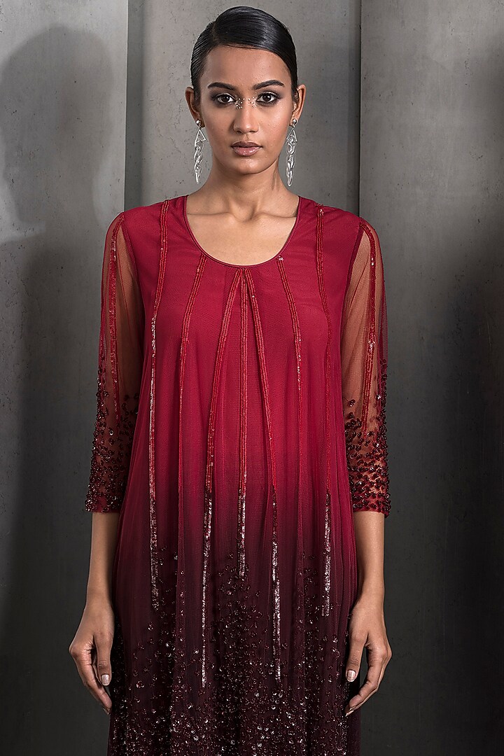 Claret Red Tulle Sequins & Crystal Bead Embellished High-Low Ombre Kurta Set by Rohit Gandhi & Rahul Khanna at Pernia's Pop Up Shop