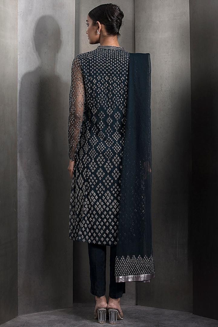 Navy Blue Tulle Embroidered Long Kurta Set by Rohit Gandhi & Rahul Khanna at Pernia's Pop Up Shop