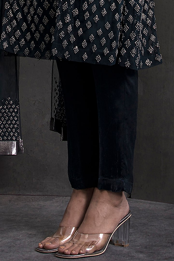 Navy Blue Tulle Embroidered Long Kurta Set by Rohit Gandhi & Rahul Khanna at Pernia's Pop Up Shop