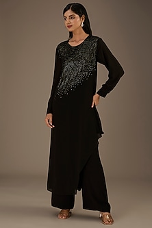 product-color-Black