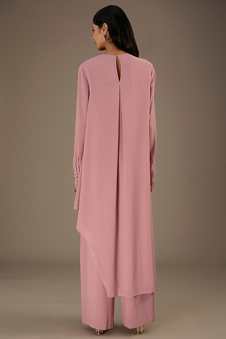 Light Pink Georgette Metallic Sequins Embellished Asymmetric Kurta Set by Rohit Gandhi & Rahul Khanna at Pernia's Pop Up Shop
