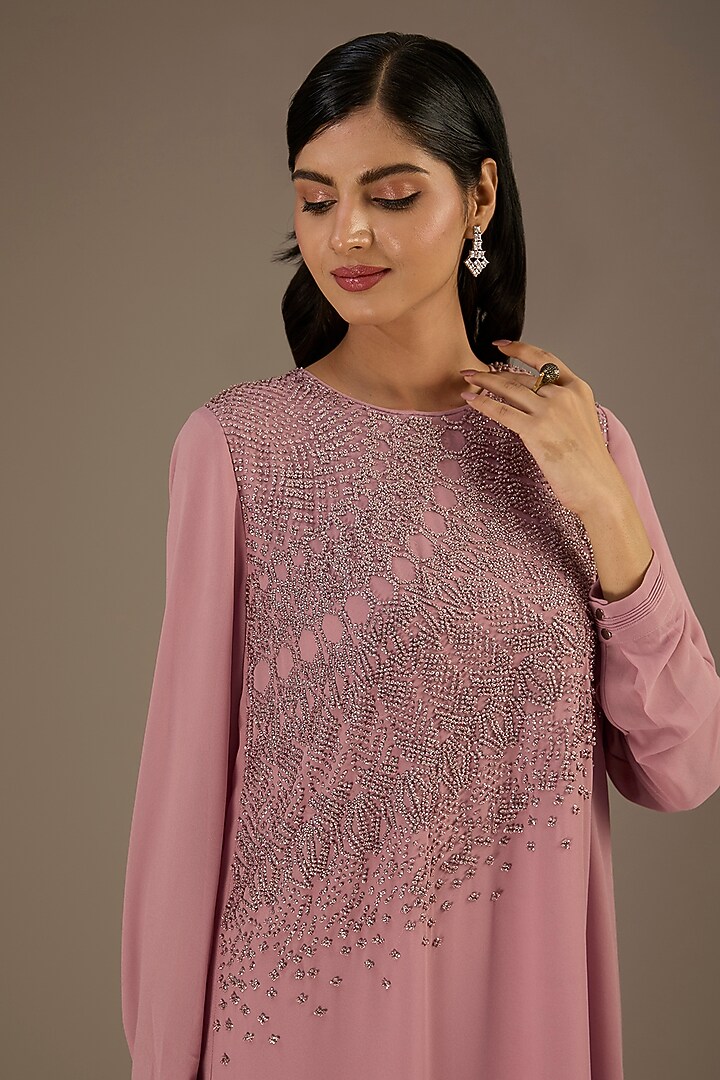 Light Pink Georgette Metallic Sequins Embellished Asymmetric Kurta Set by Rohit Gandhi & Rahul Khanna at Pernia's Pop Up Shop