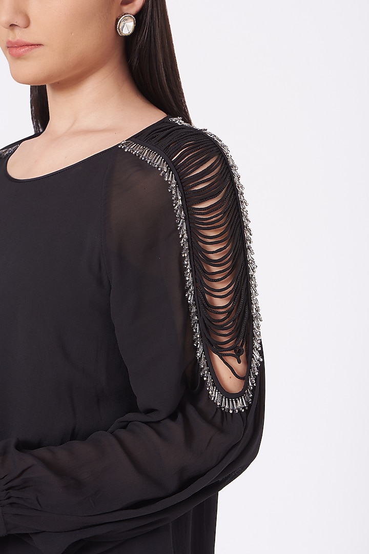 Black Embroidered Layered Top by Rohit Gandhi & Rahul Khanna at Pernia's Pop Up Shop