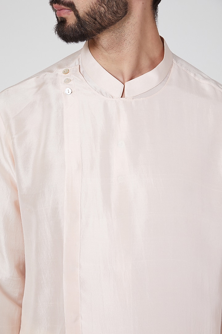 Blush Pink Silk Draped Kurta by Rohit Gandhi & Rahul Khanna Men at Pernia's Pop Up Shop