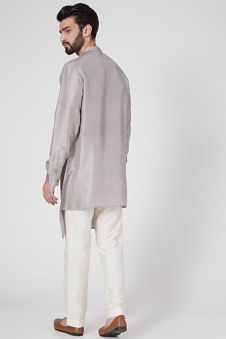Grey Silk Draped Kurta by Rohit Gandhi & Rahul Khanna Men at Pernia's Pop Up Shop
