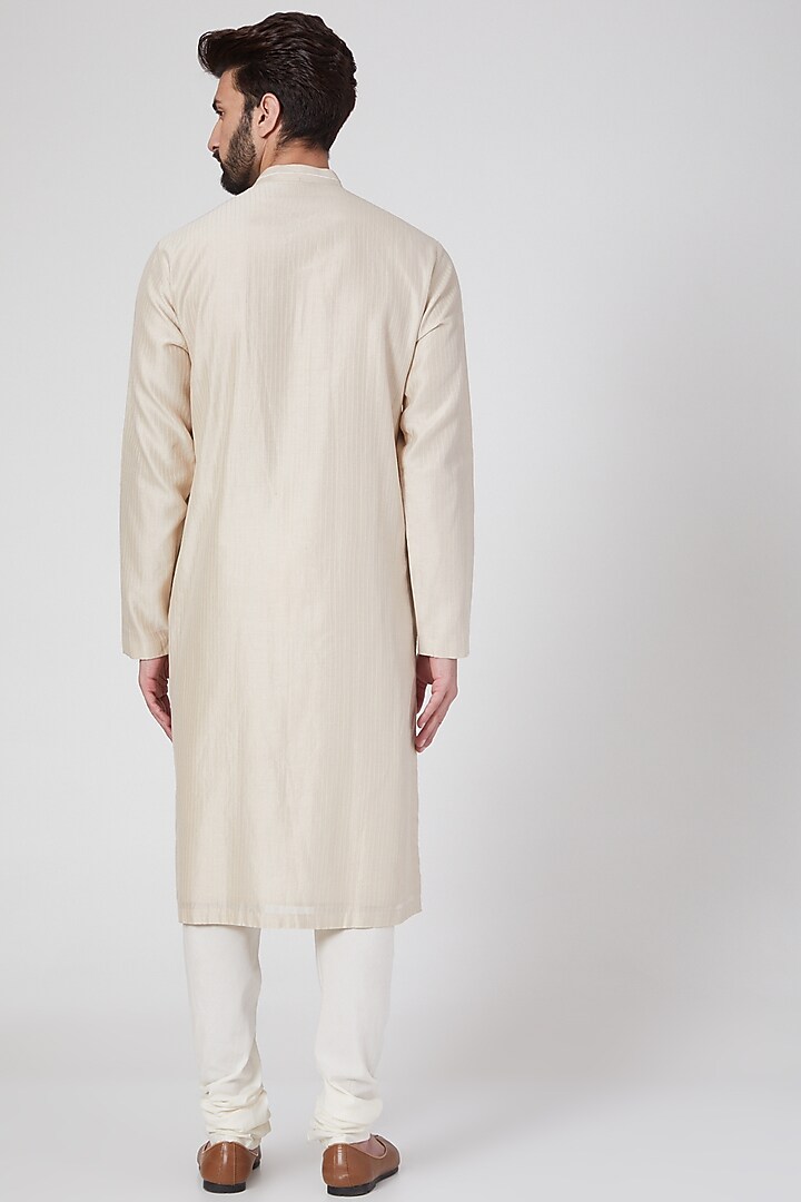 Beige Cotton Embroidered Kurta Set by Rohit Gandhi & Rahul Khanna Men at Pernia's Pop Up Shop