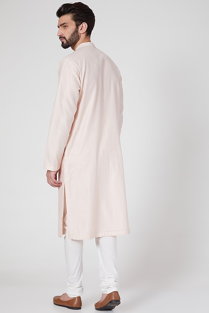 Pink Embroidered Kurta Set by Rohit Gandhi & Rahul Khanna Men at Pernia's Pop Up Shop