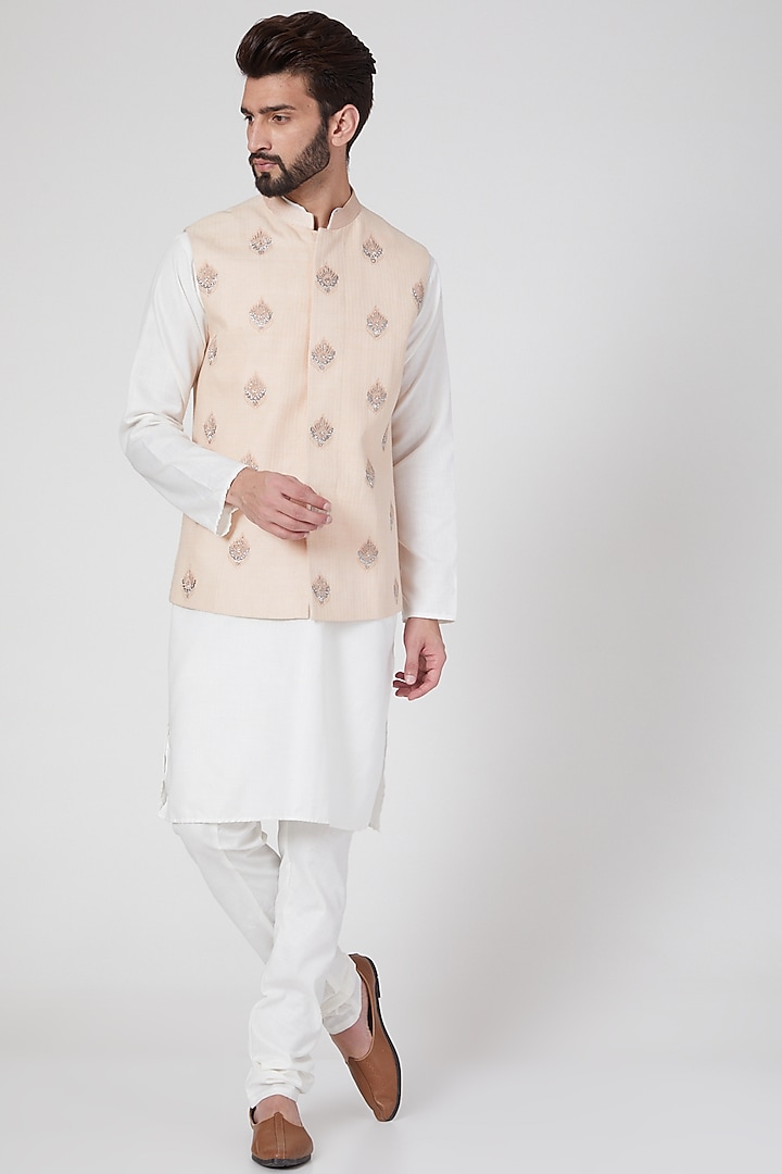 Peach Motifs Embroidered Waist Jacket by Rohit Gandhi & Rahul Khanna Men