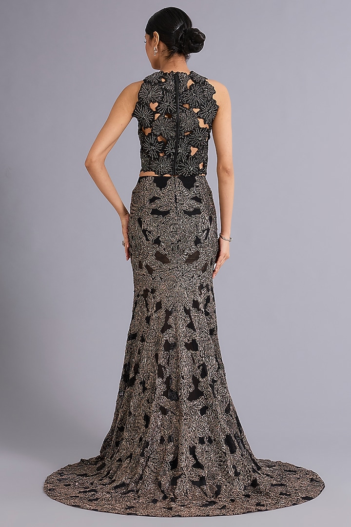 Black & Gold Tulle Sequins Embroidered Mermaid Bridal Lehenga Set by Rohit Gandhi & Rahul Khanna at Pernia's Pop Up Shop