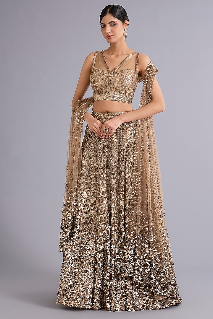 Antique Gold Tulle Sequins Embellished Bridal Lehenga Set by Rohit Gandhi & Rahul Khanna at Pernia's Pop Up Shop