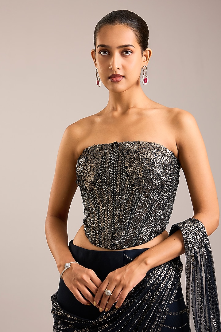 Navy Blue Tulle Sequins Embroidered Bridal Saree Set by Rohit Gandhi & Rahul Khanna at Pernia's Pop Up Shop