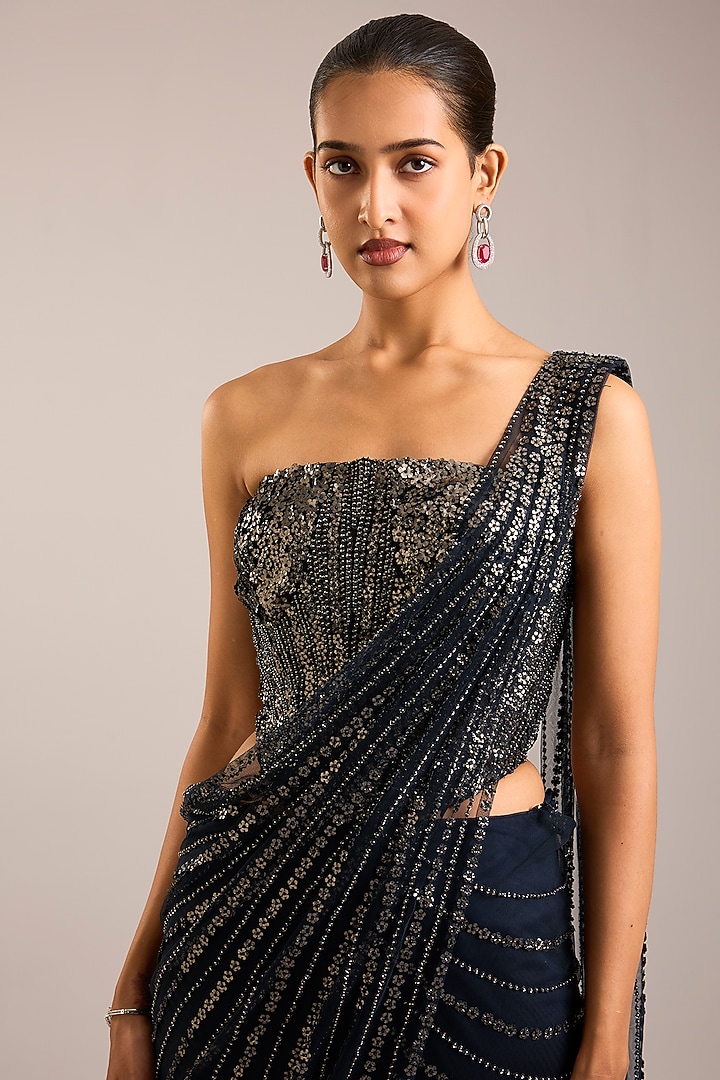 Navy Blue Tulle Sequins Embroidered Bridal Saree Set by Rohit Gandhi & Rahul Khanna at Pernia's Pop Up Shop