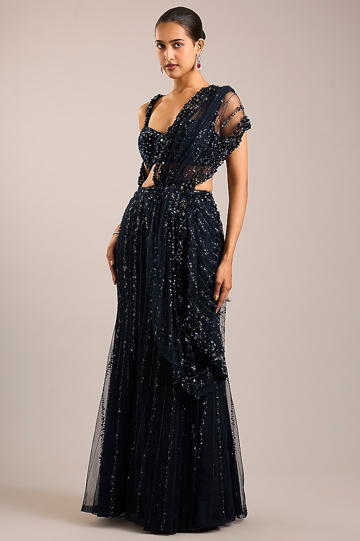 Navy Blue Tulle Sequins Embroidered Bridal Saree Set by Rohit Gandhi & Rahul Khanna at Pernia's Pop Up Shop