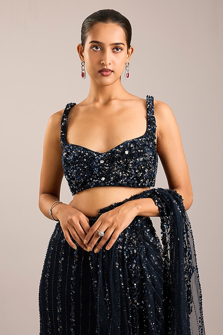 Navy Blue Tulle Sequins Embroidered Bridal Saree Set by Rohit Gandhi & Rahul Khanna at Pernia's Pop Up Shop