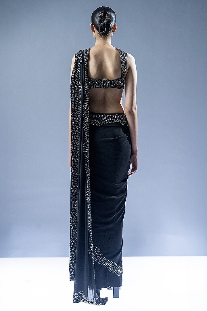Black Georgette Hand Embellished Pre-Draped Bridal Saree Set by Rohit Gandhi & Rahul Khanna at Pernia's Pop Up Shop