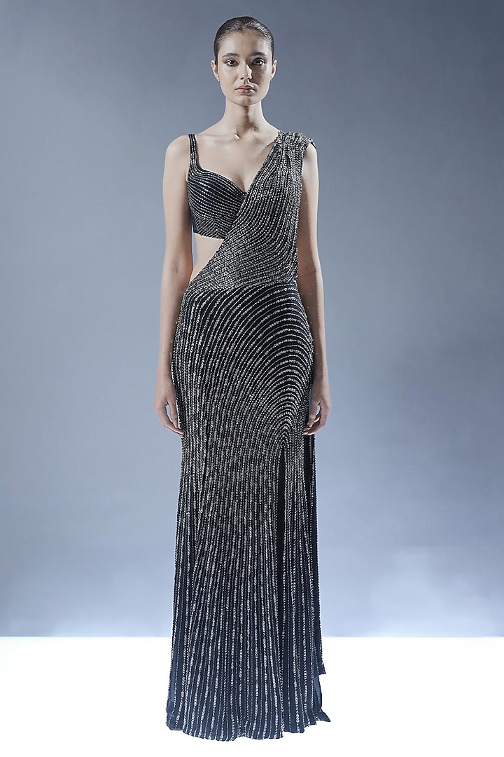 Navy Blue Tulle Sequins Embellished Pre-Draped Reception Saree Set by Rohit Gandhi & Rahul Khanna at Pernia's Pop Up Shop
