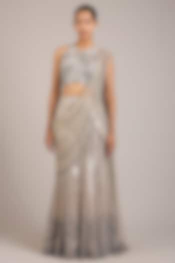 Silver Tulle Floral Hand Embellished Skirt Bridal Saree Set by Rohit Gandhi & Rahul Khanna at Pernia's Pop Up Shop