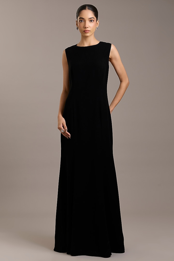 Black Crepe Maxi Party Wear Dress With Embellished Cape by Rohit Gandhi & Rahul Khanna at Pernia's Pop Up Shop