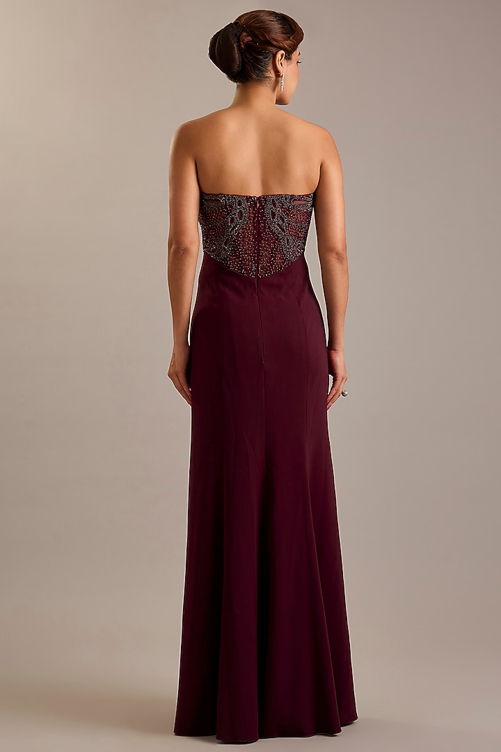 Maroon Crepe Embellished Party Wear Dress With Cape by Rohit Gandhi & Rahul Khanna at Pernia's Pop Up Shop