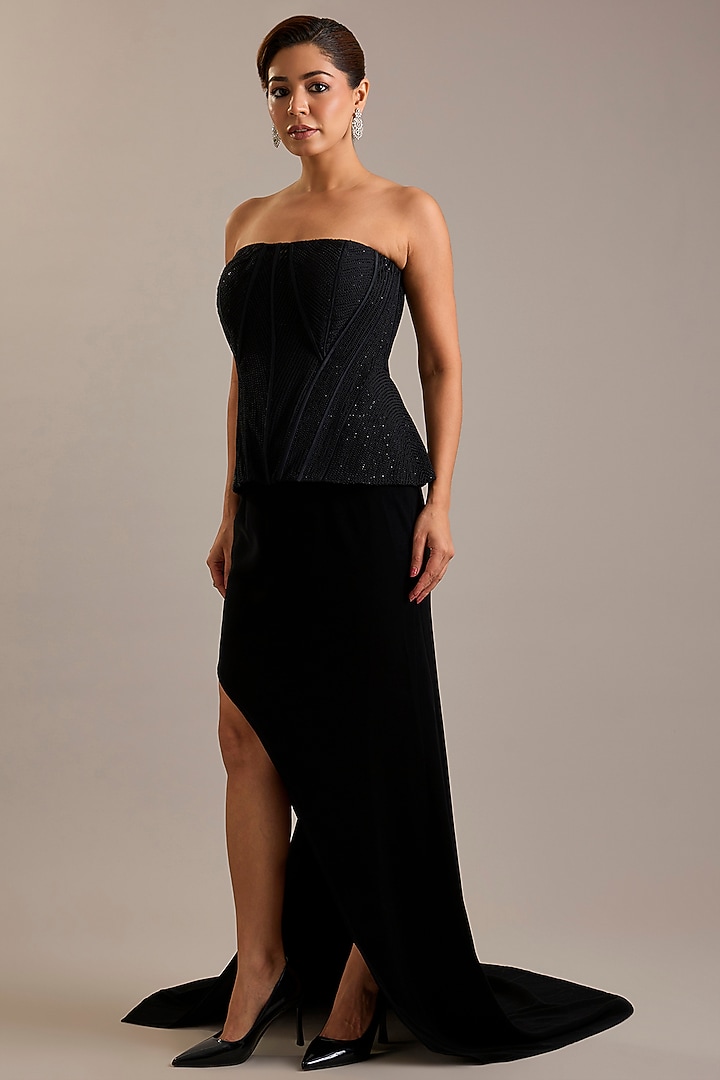 Black Crepe Asymmetrical Skirt Set by Rohit Gandhi & Rahul Khanna at Pernia's Pop Up Shop