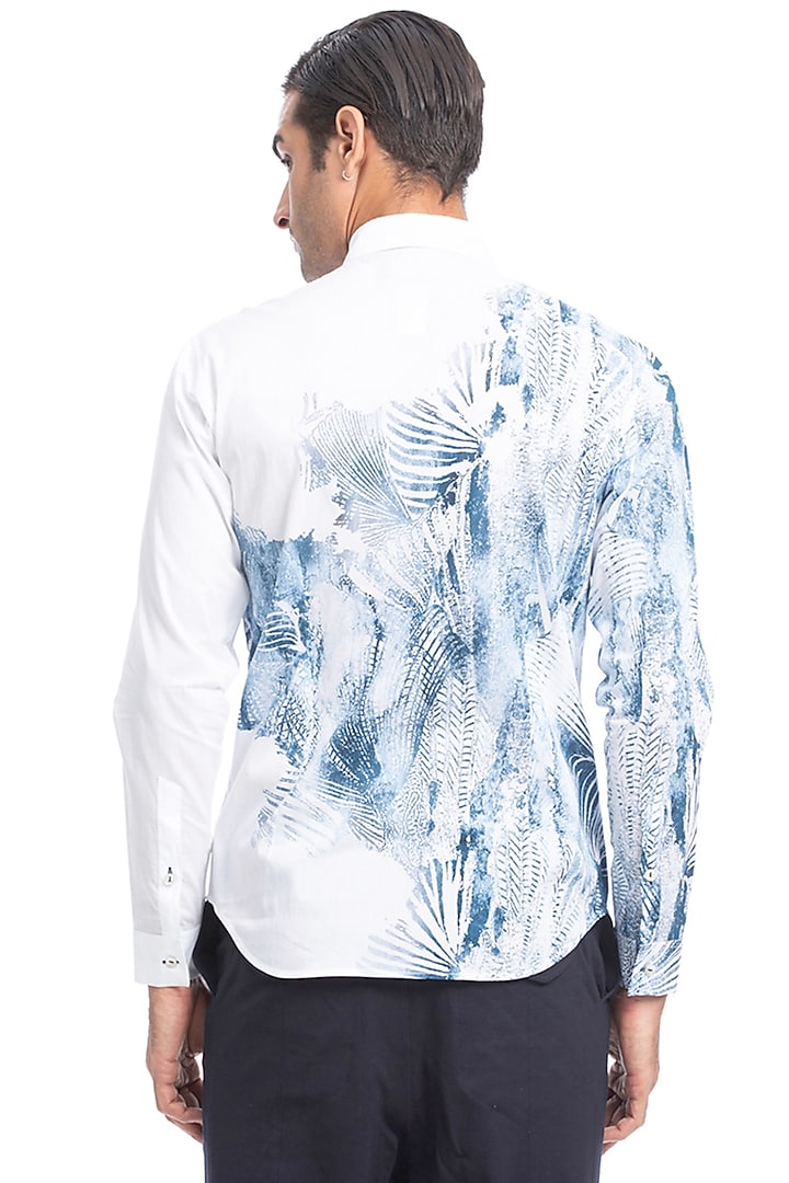 White & Blue Cotton Printed Wedding Shirt by Rohit Gandhi & Rahul Khanna Men at Pernia's Pop Up Shop