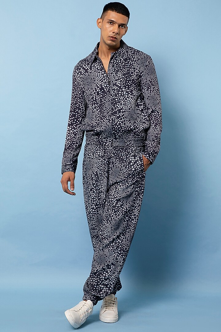 Navy Blue & White Twill Printed Pant Set by Rohit Gandhi & Rahul Khanna Men at Pernia's Pop Up Shop