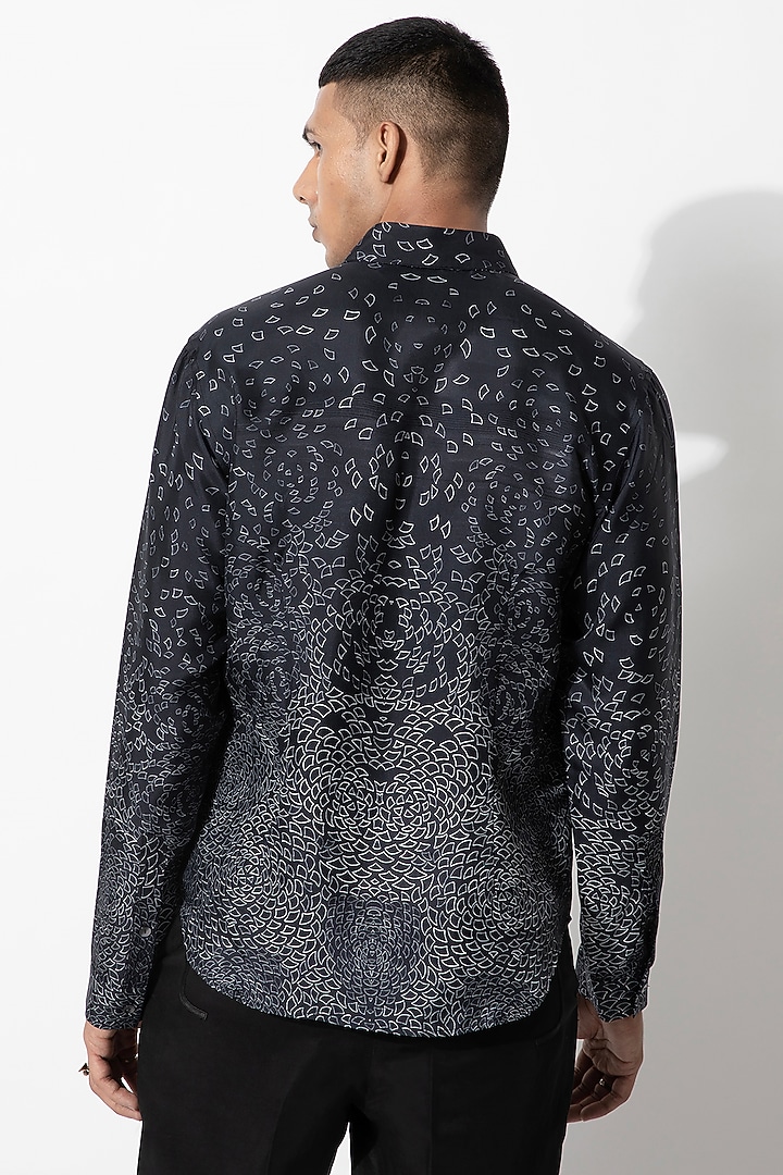 Midnight Blue & Off-White Silk Printed Wedding Shirt by Rohit Gandhi & Rahul Khanna Men at Pernia's Pop Up Shop