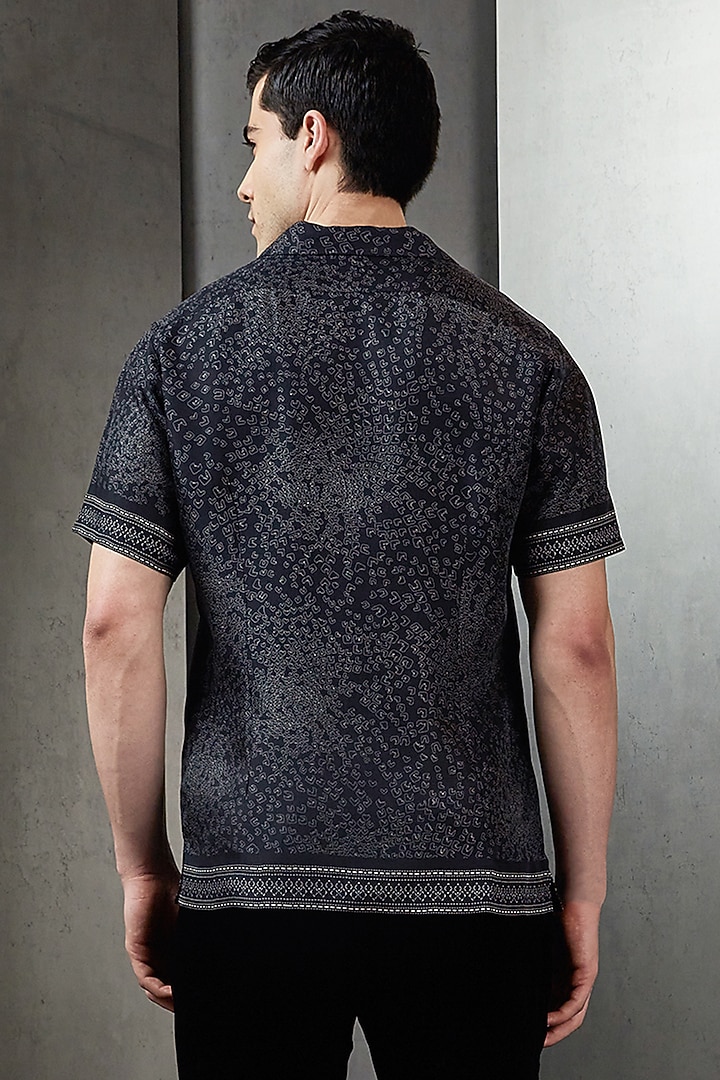 Black Silk Digital Printed Wedding Shirt by Rohit Gandhi & Rahul Khanna Men at Pernia's Pop Up Shop