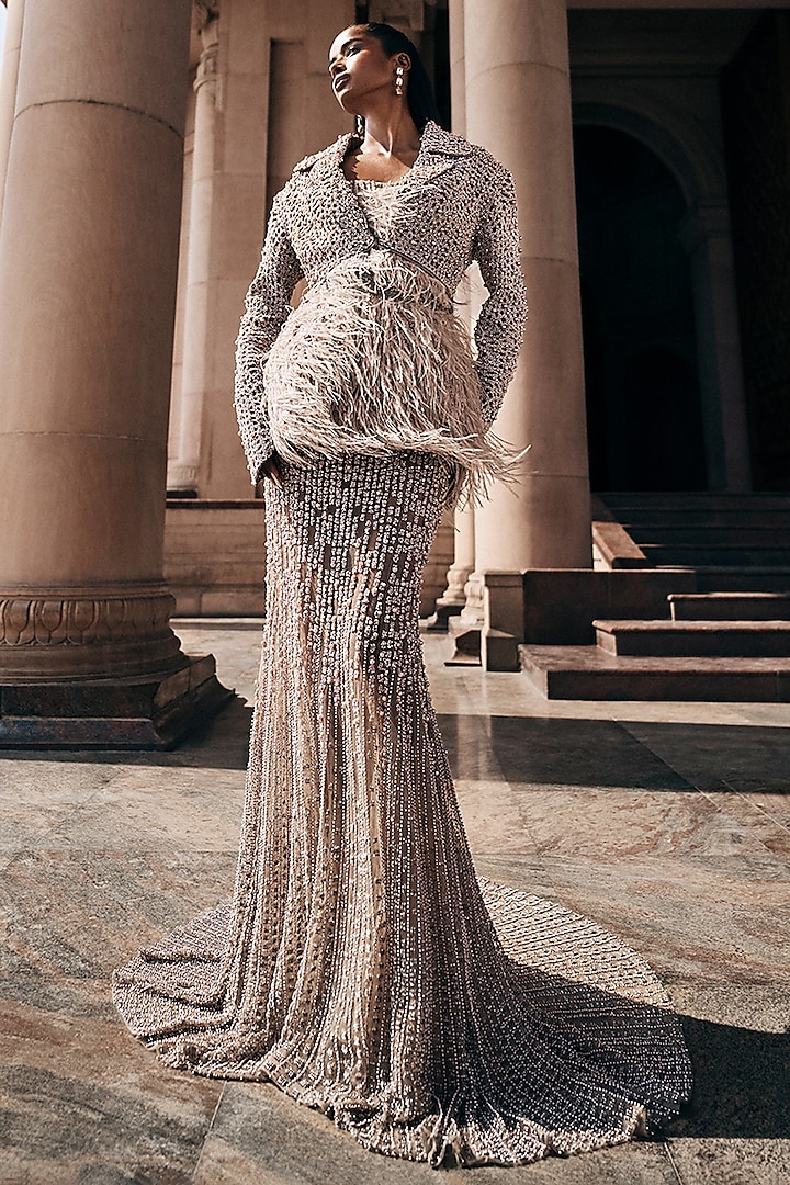 Mocha Mousse Tulle Embellished Skirt Set by Rohit Gandhi & Rahul Khanna at Pernia's Pop Up Shop