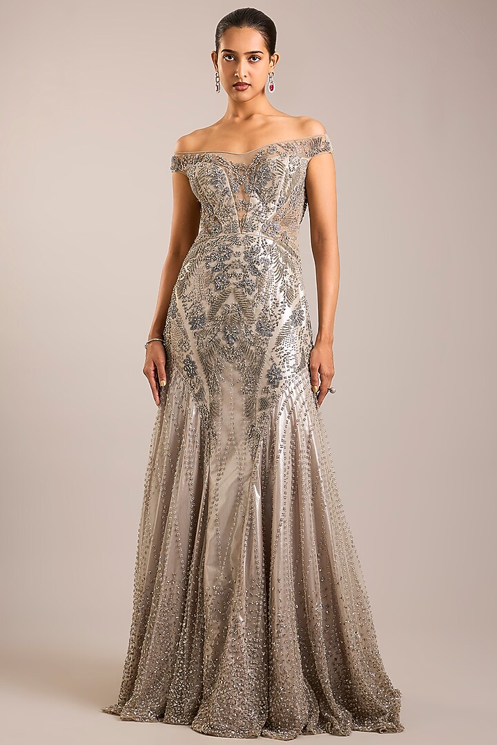 Antique Silver Tulle Embellished Bridal Gown by Rohit Gandhi & Rahul Khanna at Pernia's Pop Up Shop