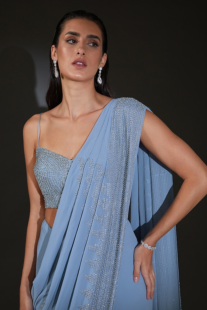 Sky Blue Silk Georgette Embroidered Pre-Stitched Reception Saree Set by Rohit Gandhi & Rahul Khanna at Pernia's Pop Up Shop