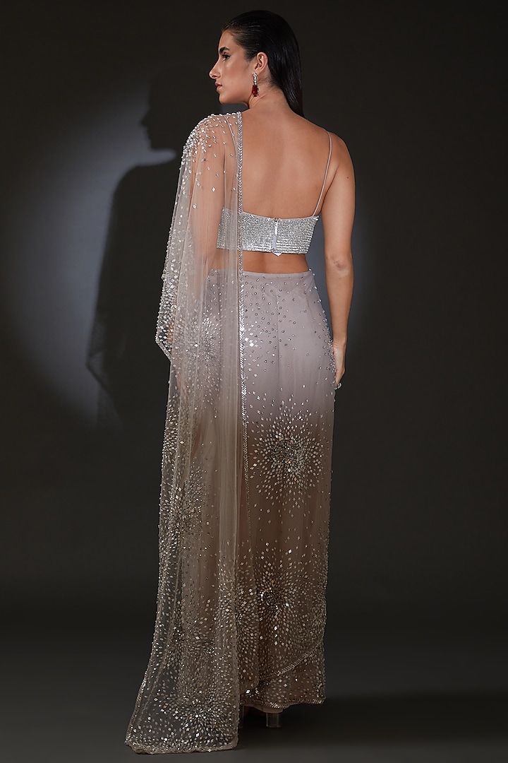 Silver Tulle Embroidered Bridal Saree Set by Rohit Gandhi & Rahul Khanna at Pernia's Pop Up Shop