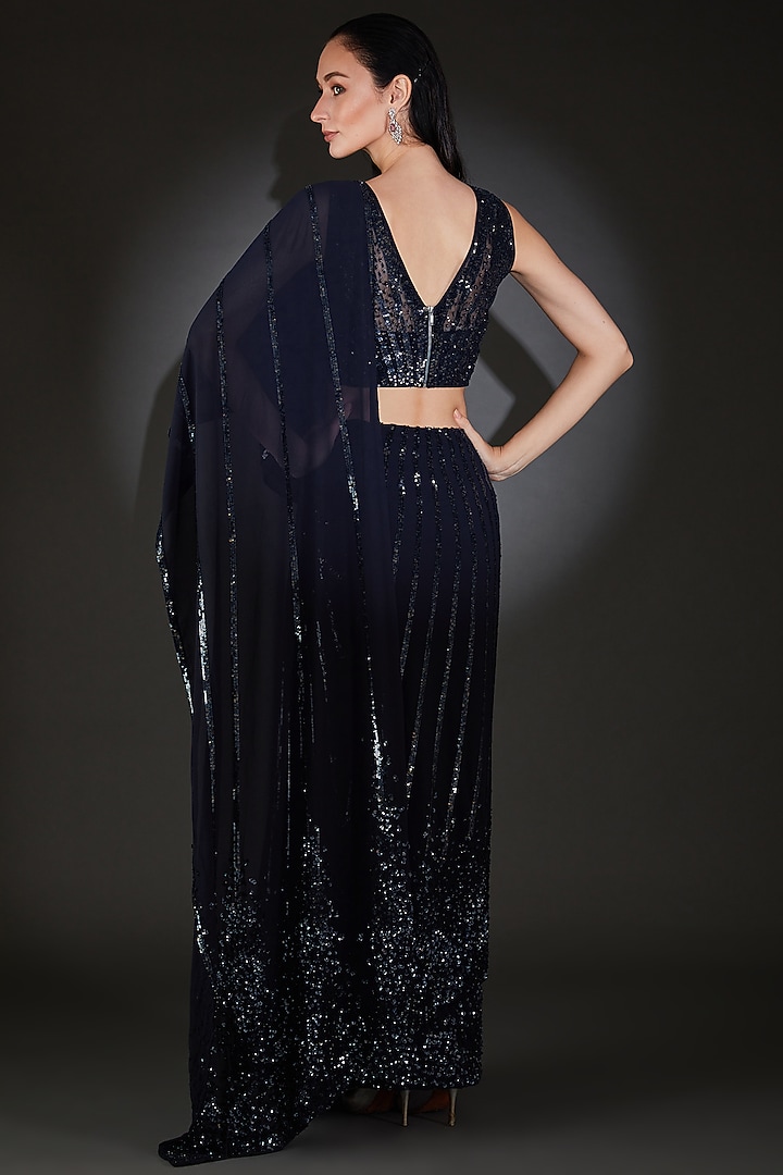 Dark Navy Tulle Embroidered Handcrafted Bridal Saree Set by Rohit Gandhi & Rahul Khanna at Pernia's Pop Up Shop