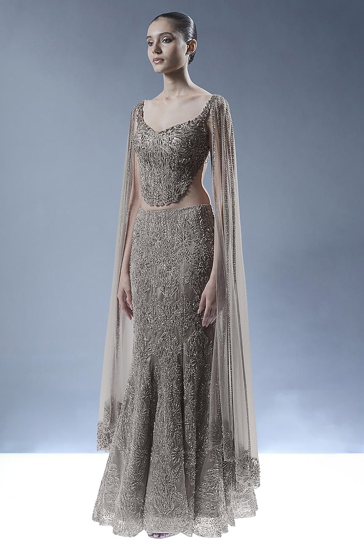 Gold Frost Tulle Embroidered Mermaid Bridal Lehenga Set by Rohit Gandhi & Rahul Khanna at Pernia's Pop Up Shop
