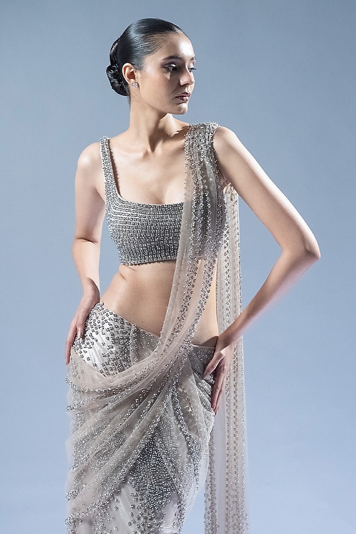 Steel Grey Tulle Sequins Embellished Pre-Stitched Bridal Saree Set by Rohit Gandhi & Rahul Khanna at Pernia's Pop Up Shop