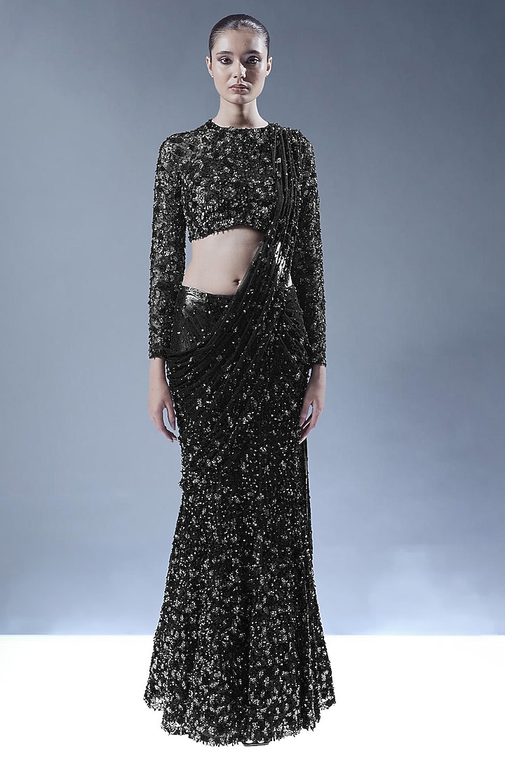 Black Tulle Sequins Embellished Pre-Stitched Bridal Saree Set by Rohit Gandhi & Rahul Khanna at Pernia's Pop Up Shop