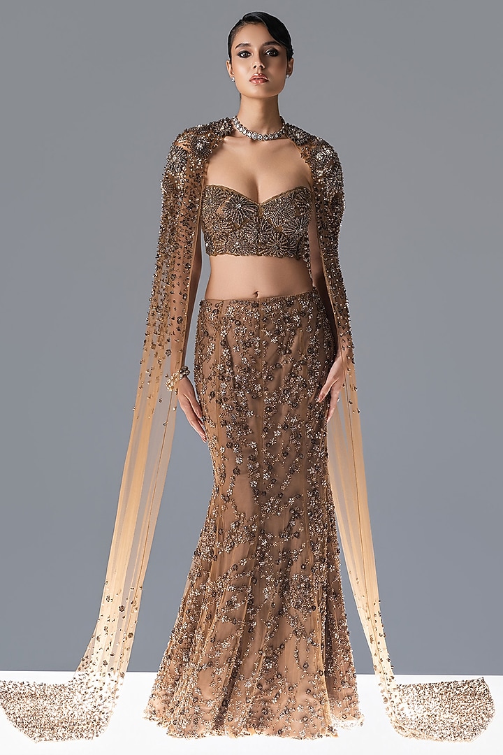 Gold Tulle Floral Hand Embroidered Bridal Lehenga Set by Rohit Gandhi & Rahul Khanna at Pernia's Pop Up Shop