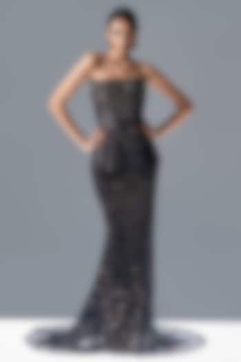 Navy Tulle Crystal Embellished Bridal Lehenga Set by Rohit Gandhi & Rahul Khanna at Pernia's Pop Up Shop