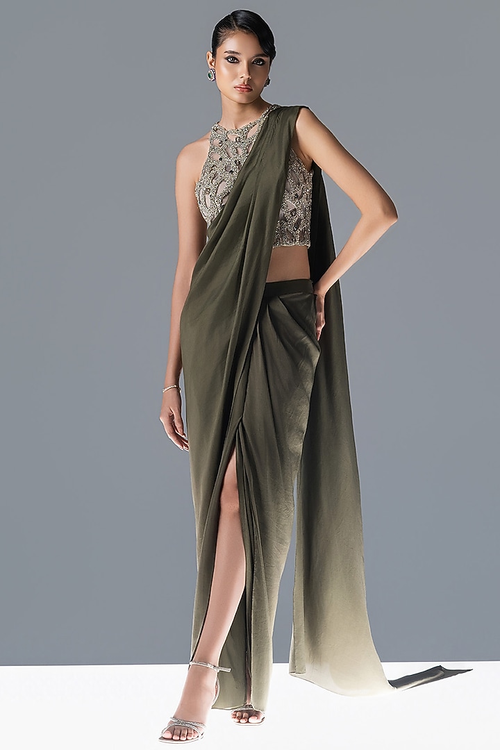 Sap Green Silk Draped Bridal Saree Set by Rohit Gandhi & Rahul Khanna at Pernia's Pop Up Shop