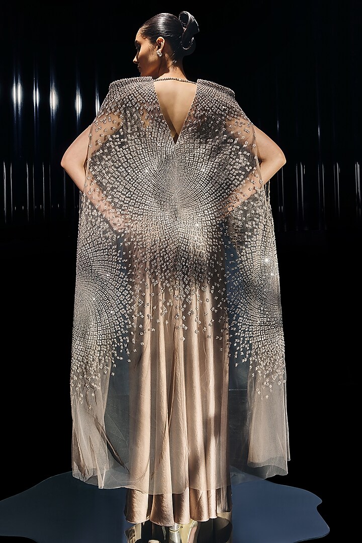 Vintage Rose Tulle Sequins Embellished Cape Set by Rohit Gandhi & Rahul Khanna at Pernia's Pop Up Shop