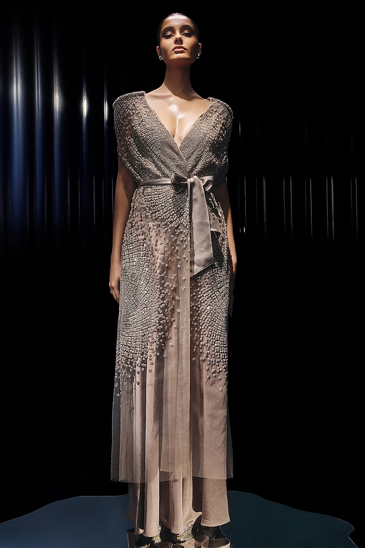 Vintage Rose Tulle Sequins Embellished Cape Set by Rohit Gandhi & Rahul Khanna at Pernia's Pop Up Shop