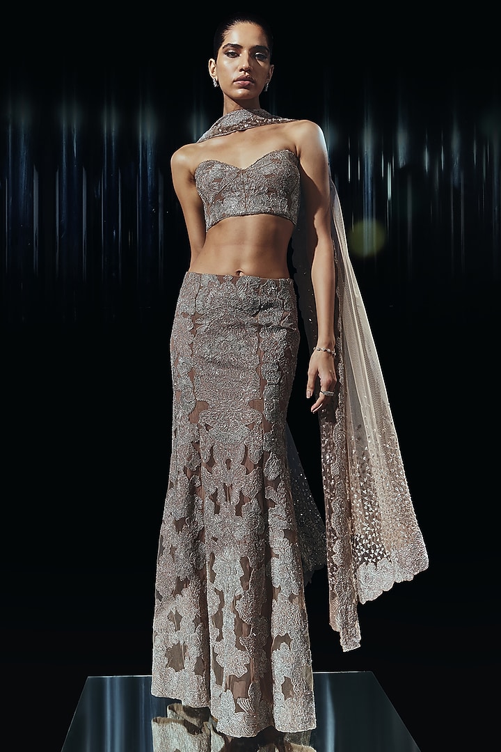 Vintage Rose Viscose Crepe Applique Embroidered Bridal Lehenga Set by Rohit Gandhi & Rahul Khanna at Pernia's Pop Up Shop