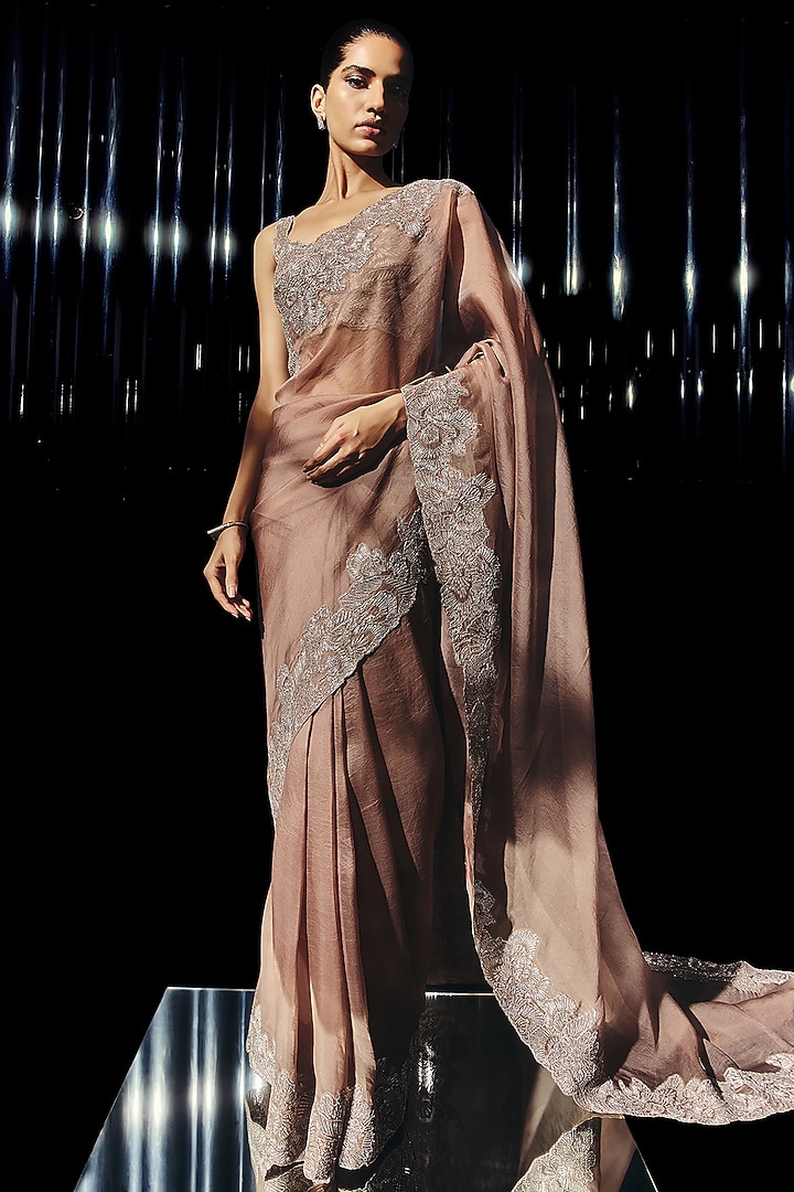 Vintage Rose Silk Organza Embroidered Bridal Saree Set by Rohit Gandhi & Rahul Khanna at Pernia's Pop Up Shop